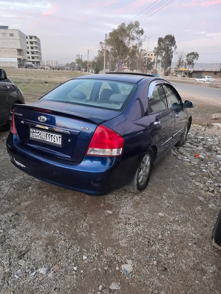 كيا سيراتو 2007 - صورة 5