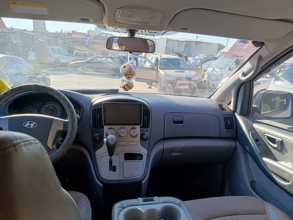 هيونداي H1 سياحي 2009 - صورة 1