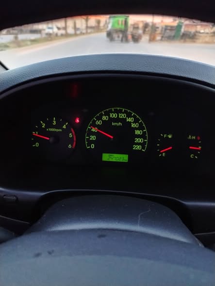 هيونداي H1 2014 - صورة 5