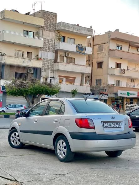 كيا ريو 2009 - صورة 4