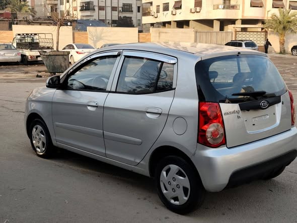 كيا بيكانتو 2010 - صورة 3