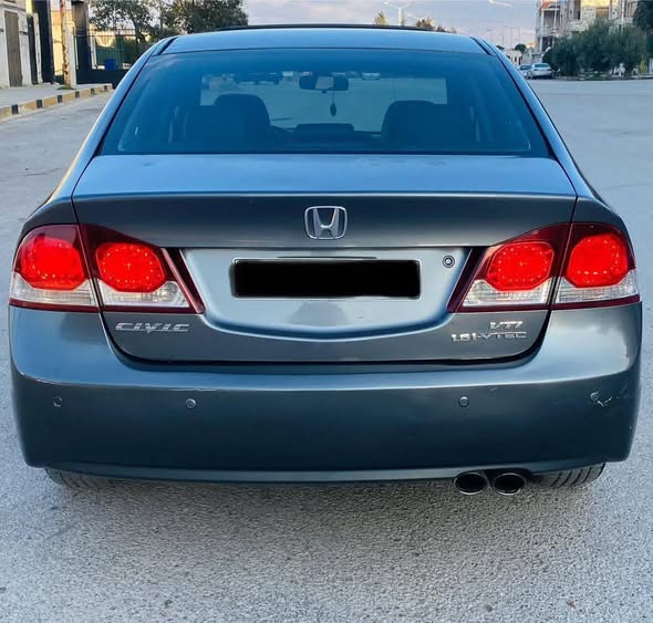 هوندا سيفيك 2010 - صورة 5