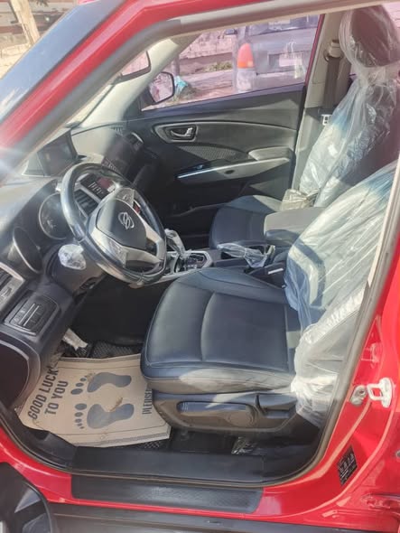 سانغ يونغ تيفولي 2016 - صورة 2