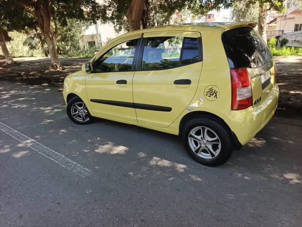 كيا مورنينك 2008 - صورة 1