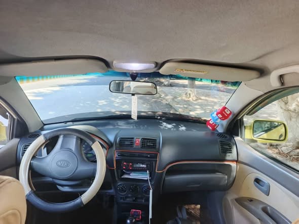 كيا مورنينك 2008 - صورة 5