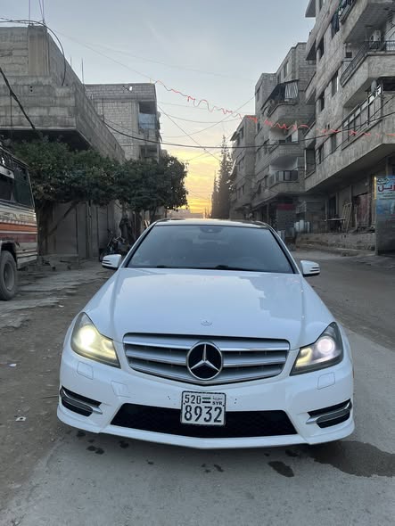 مرسيدس 300 2013 - صورة 1