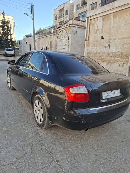 اودي A4 2001 - صورة 2