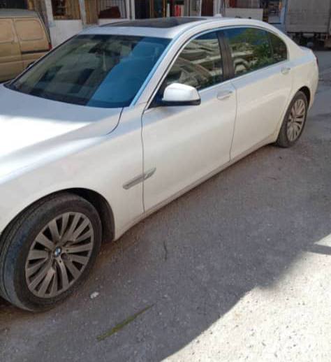 BMW 730 2012 - صورة 2