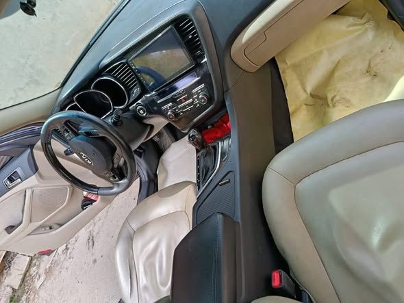 كيا اوبتيما 2013 - صورة 2