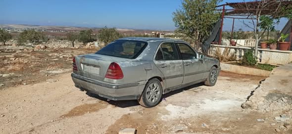 مرسيدس اي 220 2000 - صورة 1