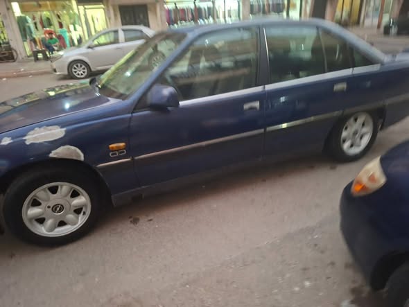 اوبل اميغا 1994 - صورة 3