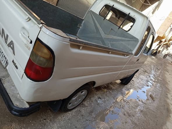 شانا ستار 2012 - صورة 3