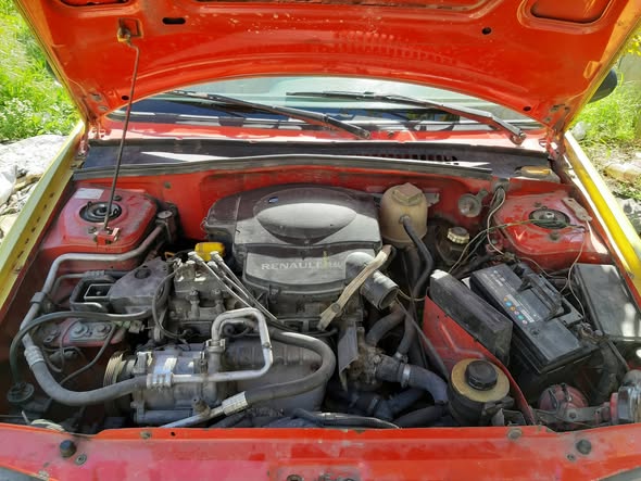 داسيا سولنزا 2003 - صورة 1