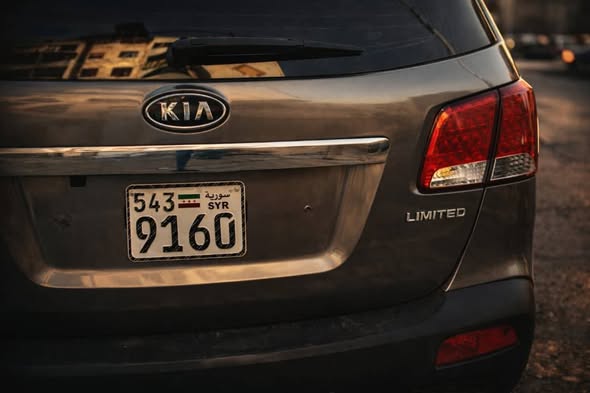 كيا سورينتو 2011 - صورة 3
