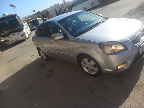 كيا ريو 2009 - صورة 4