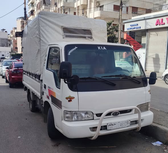 كيا ٢٧٠٠ 2001 - صورة 1