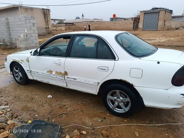 هيونداي سوناتا 1998 - صورة 3