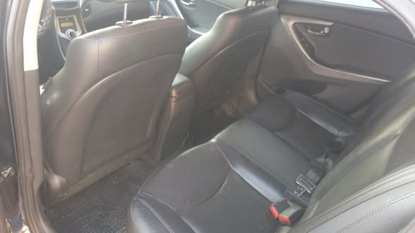 هيونداي أفانتي 2012 - صورة 5