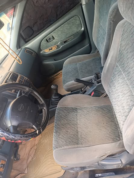 نيسان الميرا 2000 - صورة 2