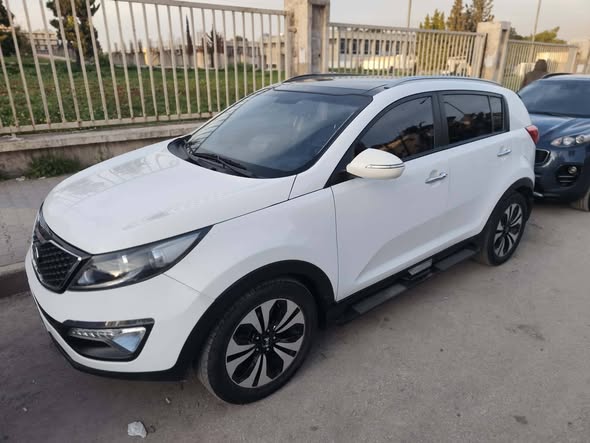 كيا سبورتاج 2012 - صورة 4