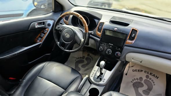 كيا فورتي 2010 - صورة 3