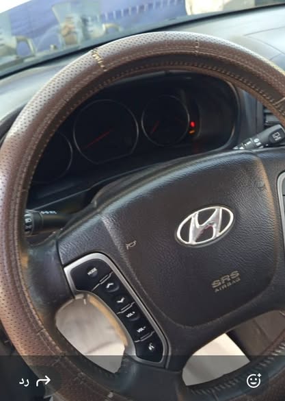 سي أم سانتافي 2011 - صورة 1