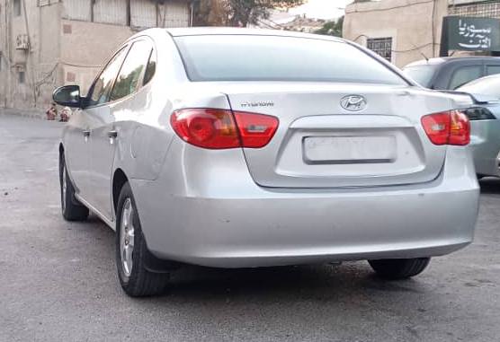 هونداي افانتي 2008 - صورة 2