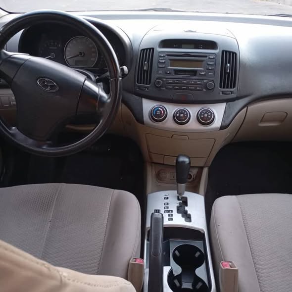 هونداي افانتي 2008 - صورة 4