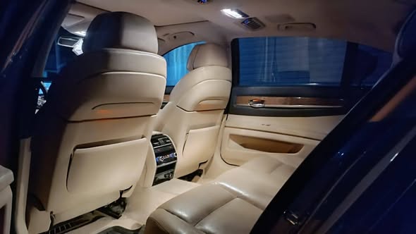 BMW 740Li 2012 - صورة 2