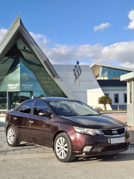 كيا فورتي 2011 - صورة 1