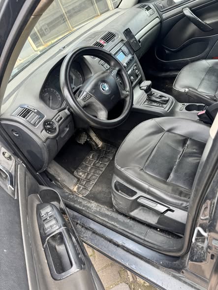 سكودا اوكتافيا 2008 - صورة 5