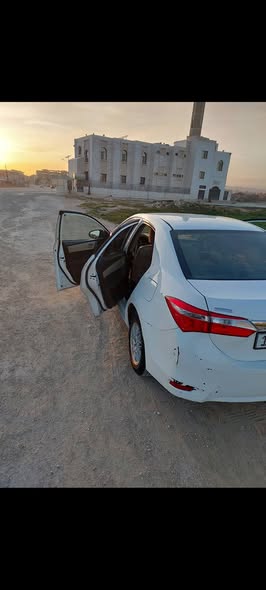 تويوتا كورولا 2015 - صورة 4