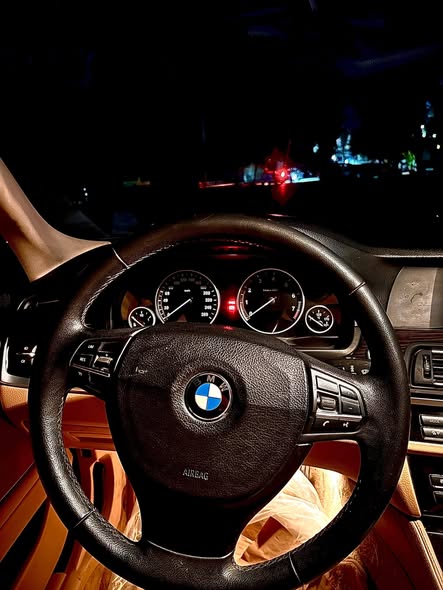 بي إم دبليو 520i 2013 - صورة 4