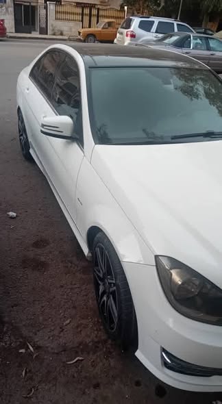 مرسيدس c200 2013 - صورة 4