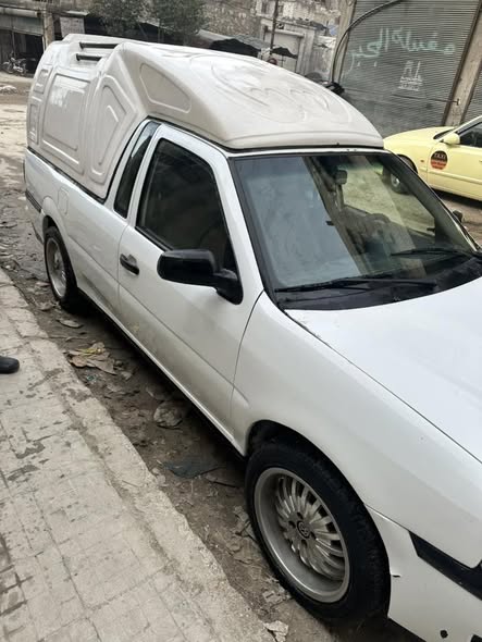 فولكس سافيرو 2004 - صورة 2