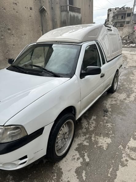 فولكس سافيرو 2004 - صورة 4