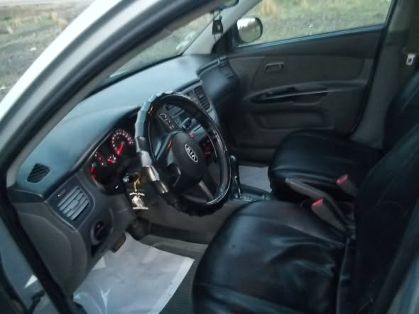 كيا ريو 2011 - صورة 5