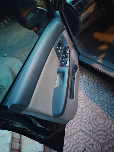 كيا سيراتو 2006 - صورة 1