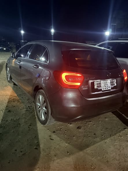 مرسيدس a180 2015 - صورة 4