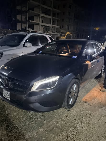 مرسيدس a180 2015 - صورة 5