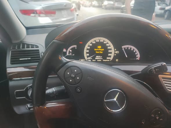مرسيدس s550 2012 - صورة 4