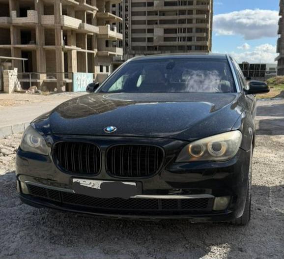 BMW 740 Li 2011 - صورة 2