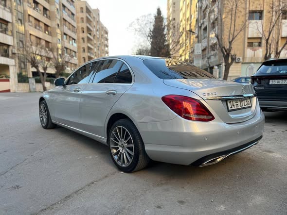 مرسيدس c300 2015 - صورة 5