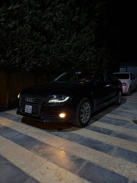 أودي A4 2011 - صورة 3