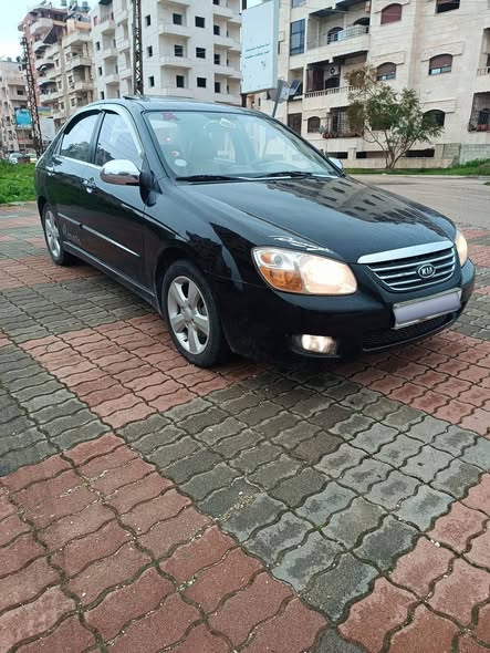 كيا سيراتو 2008 - صورة 4