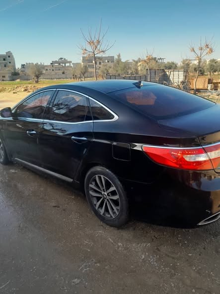 هيونداي ازيرا 2011 - صورة 5