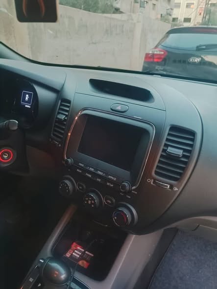 كيا فورتي 2018 - صورة 2