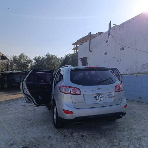 هونداي سانتافي 2011 - صورة 1