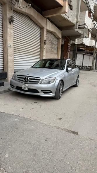 مرسيدس بنز c200 2011 - صورة 1