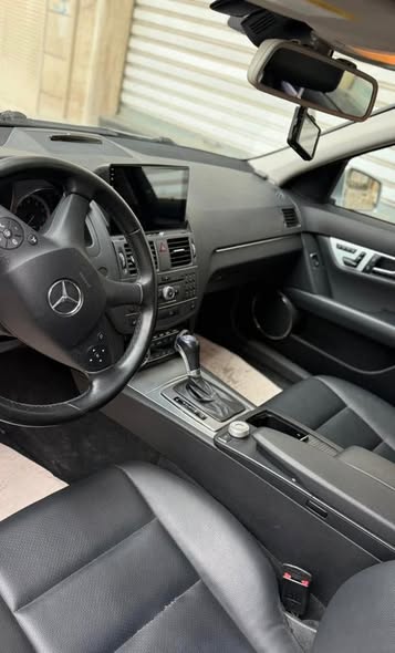 مرسيدس بنز c200 2011 - صورة 4